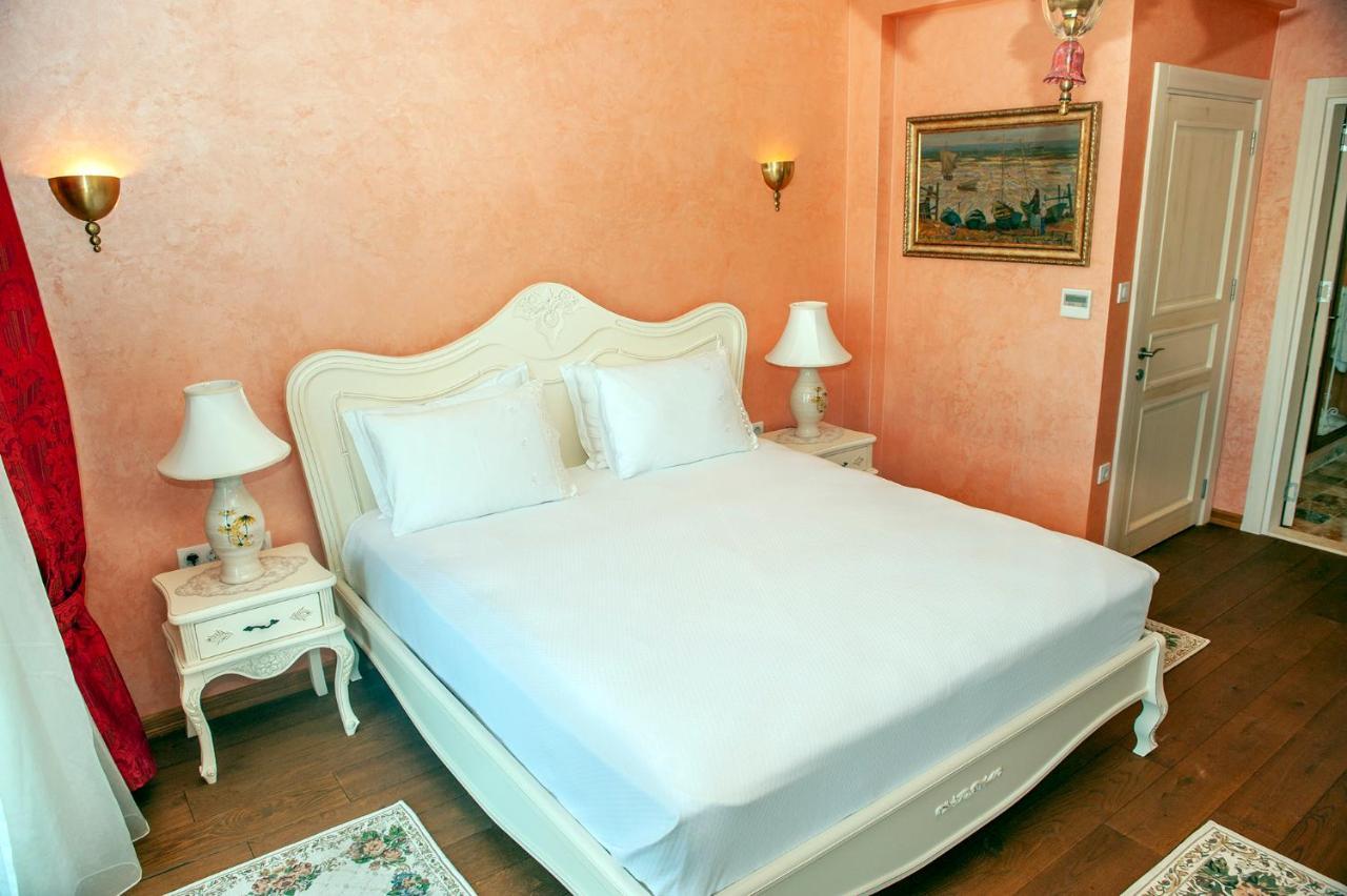 Swan Lake Hotel - Adult Only Selimiye  Exterior foto