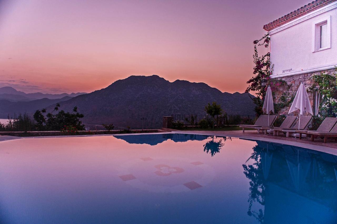 Swan Lake Hotel - Adult Only Selimiye  Exterior foto