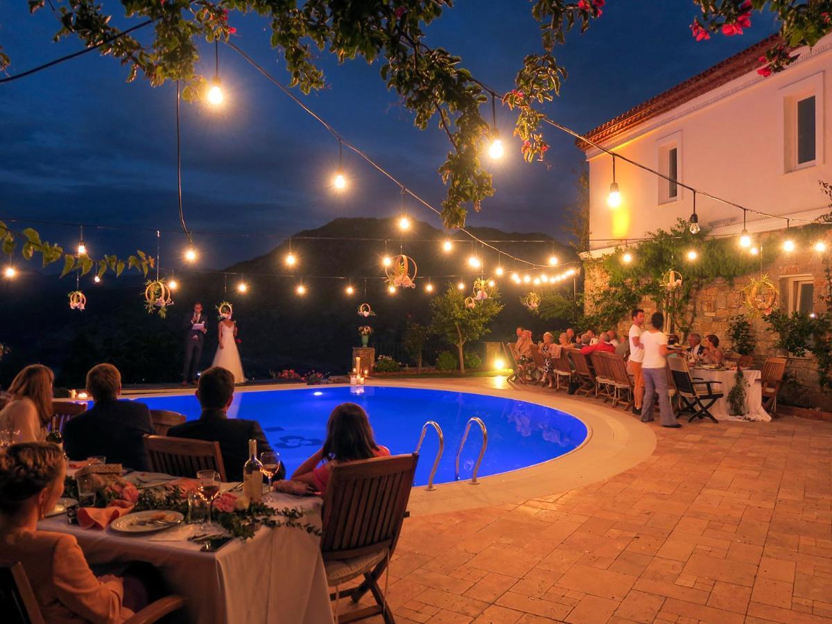 Swan Lake Hotel - Adult Only Selimiye  Exterior foto